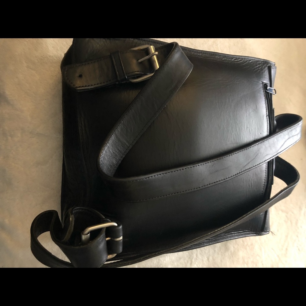NEW black leather backpack - Picture 2 of 8